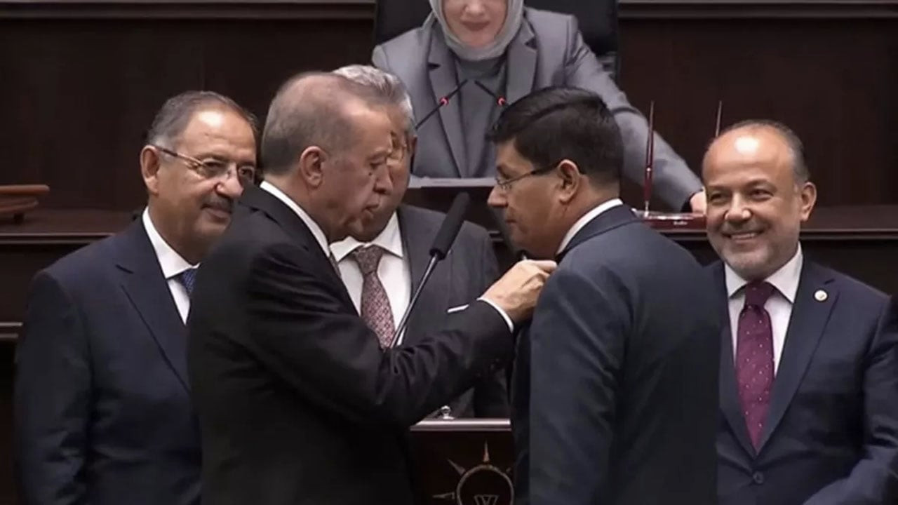 İYİ Parti’li başkan AKP’ye katıldı