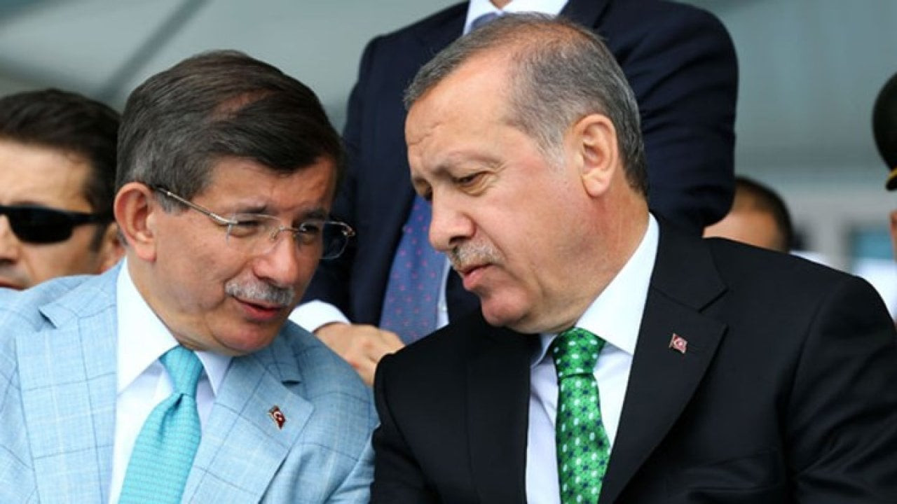 Davutoğlu: Erdoğan haccı boykot etmek istedi, 'olmaz' dedim