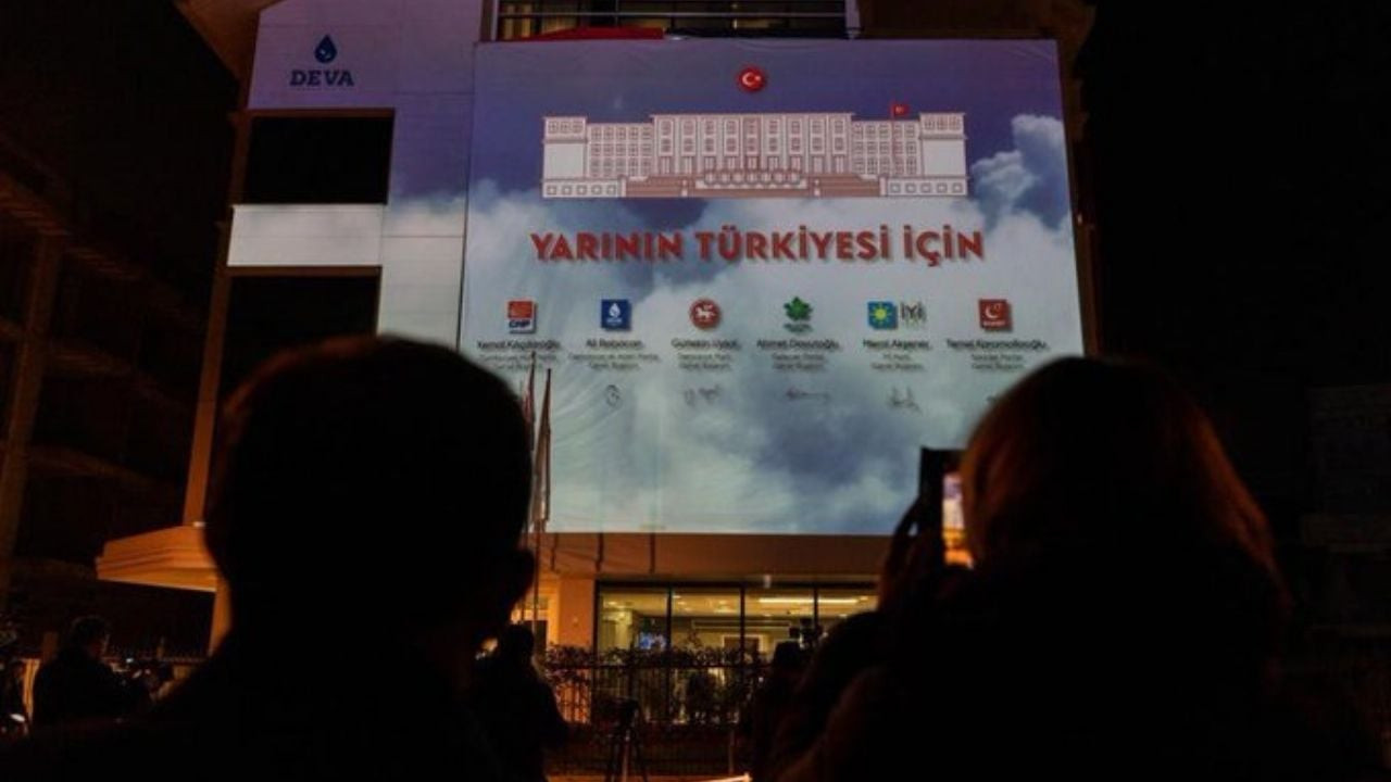 Altılı masadan toplantı öncesi video geldi