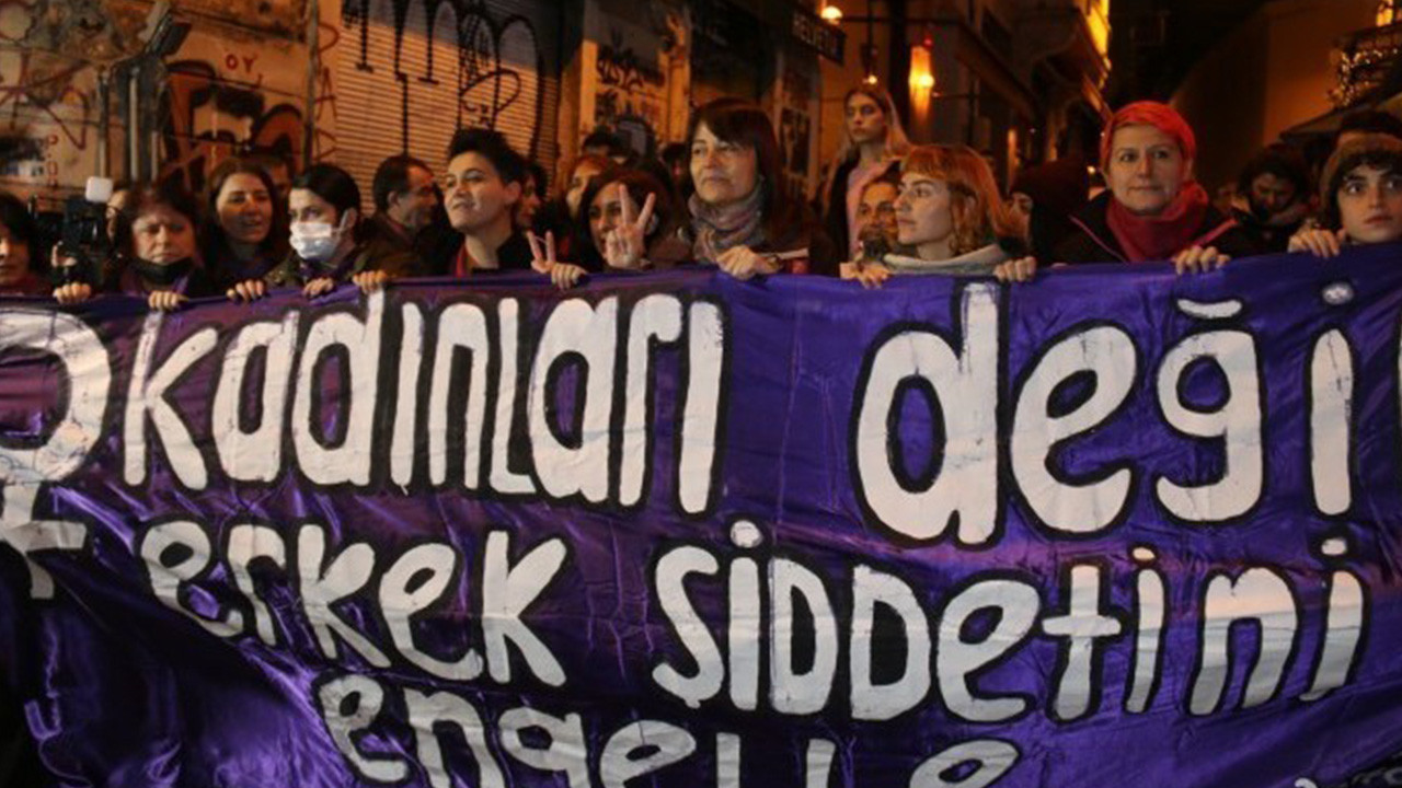 25 Kasım'da gözaltına alınan iki kadın sınır dışı edilecek