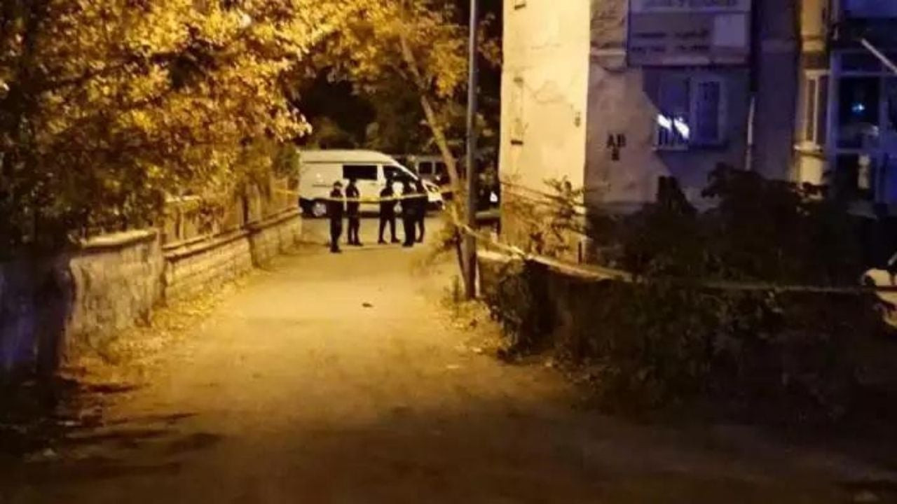 Afganistan uyruklu beş kişinin katil zanlısı yurt dışına kaçtı