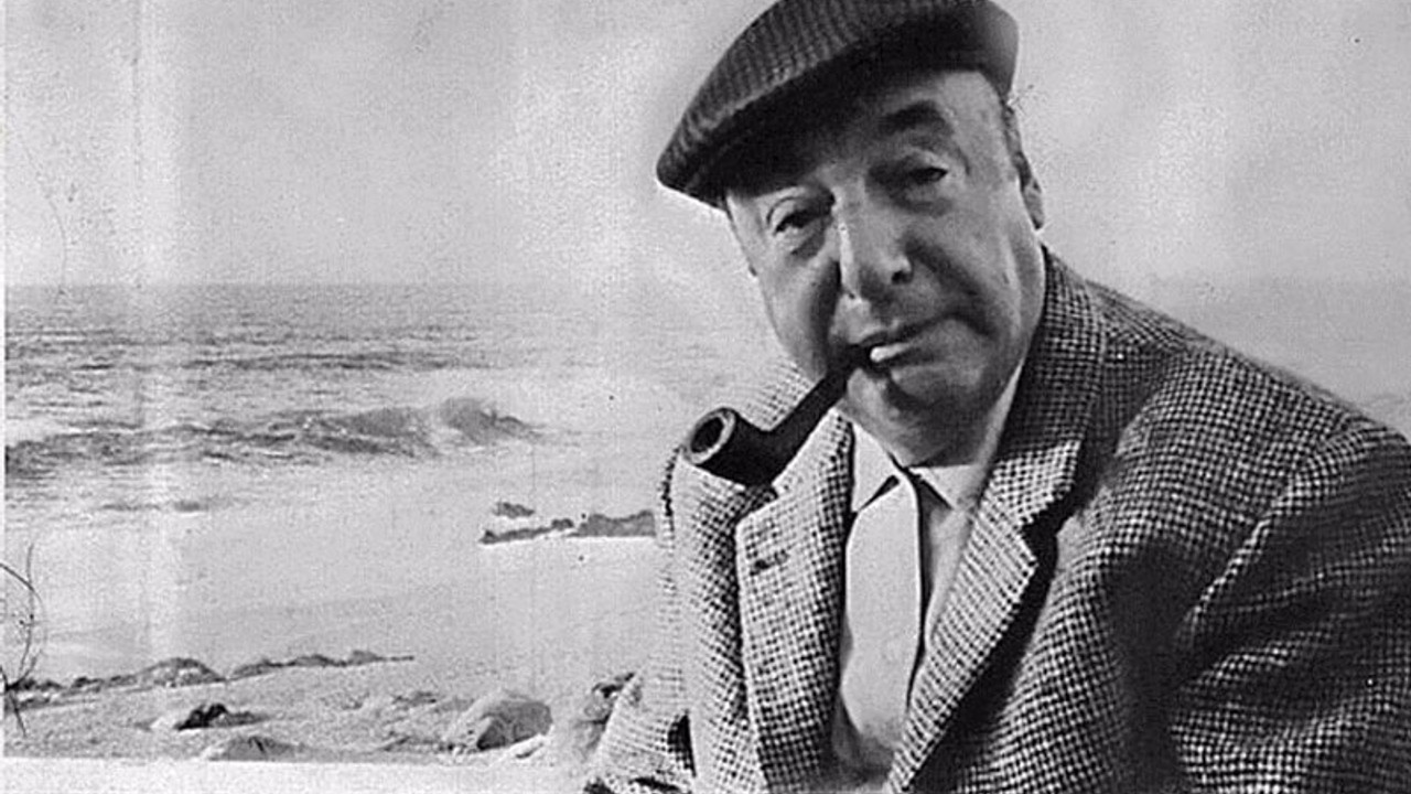 Neruda kanserden ölmemiş