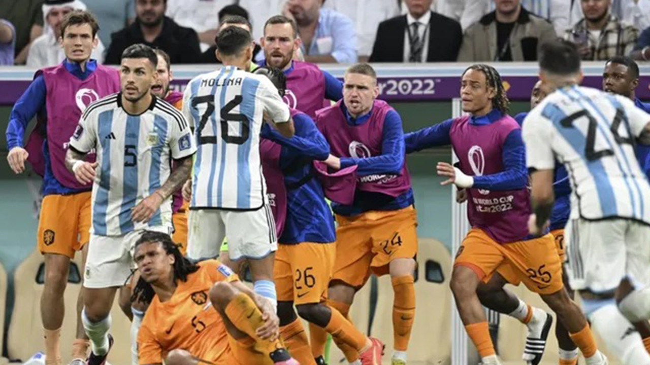 FIFA'dan Arjantin-Hollanda maçıyla ilgili soruşturma