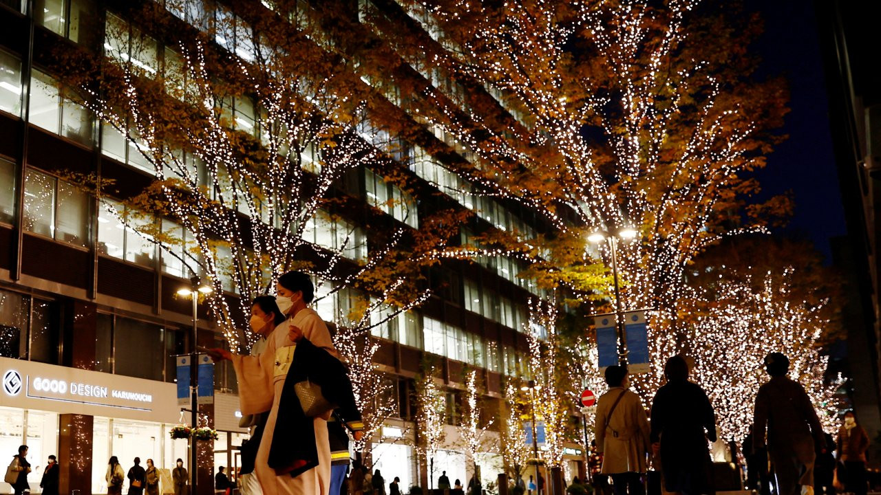 Tokyo'dan iklim kriziyle mücadele adımı: 2025'ten itibaren yeni binalarda güneş paneli zorunlu olacak