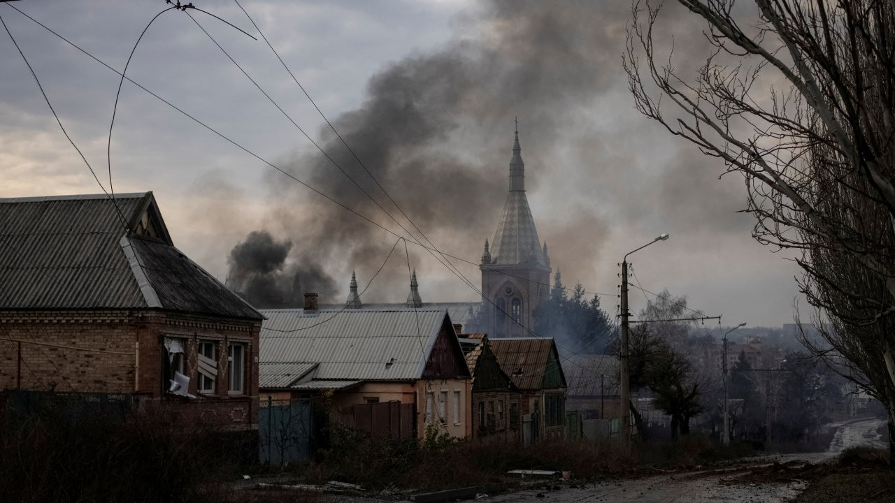 Kiev: Rusya en geç mart başında karadan saldıracak