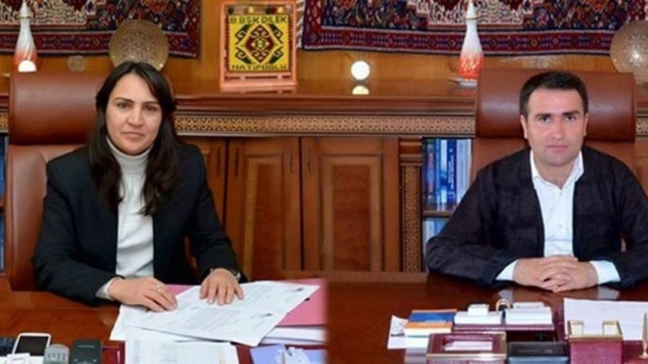 Hakkari Belediyesi eski eşbaşkanlarına 'hak ihlali' kararı sonrası aynı ceza verildi