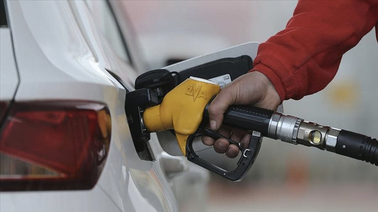 Motorinin ardından bir büyük zam da benzine geliyor