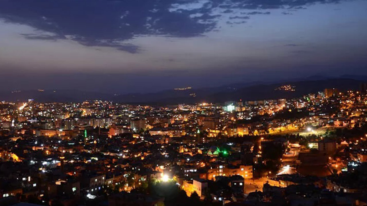 Siirt'te gösteri ve yürüyüşler 15 gün yasaklandı