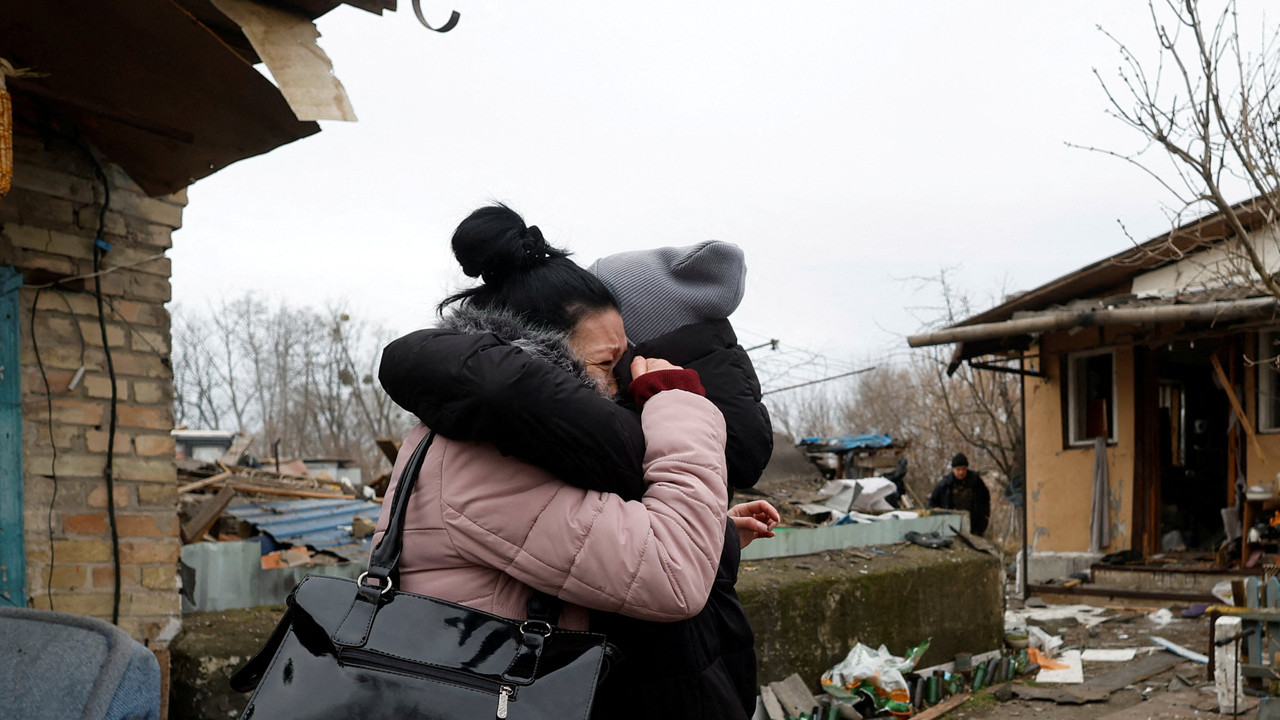 Kiev'de yılın son gününde patlamalar ve siren sesleri