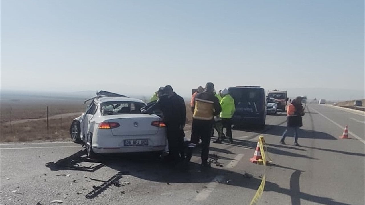 Konya'daki trafik kazasında iki kişi öldü