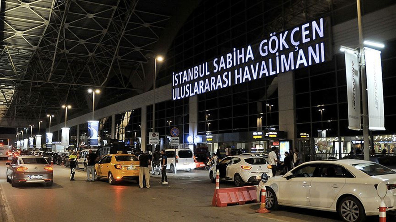 İstanbul'da hava ulaşımına sis engeli