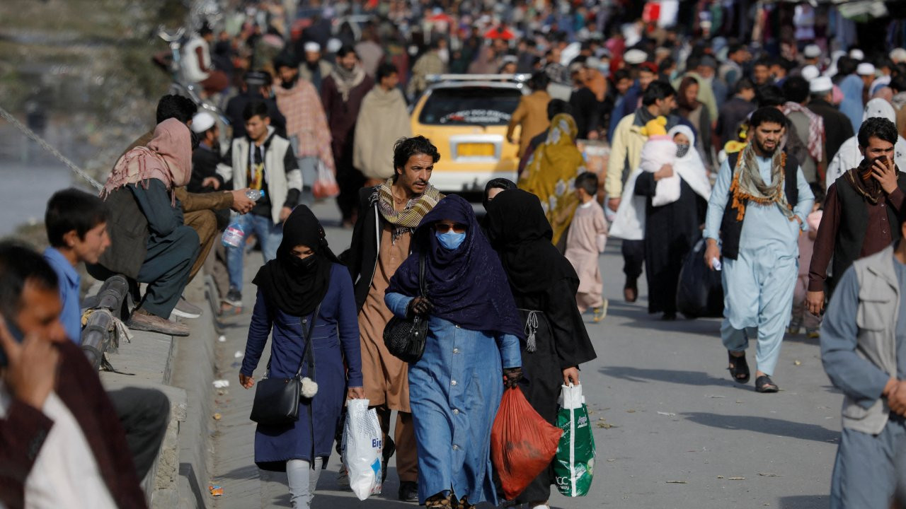 Afganistan yeni yıla IŞİD'in bombalı saldırısıyla başladı