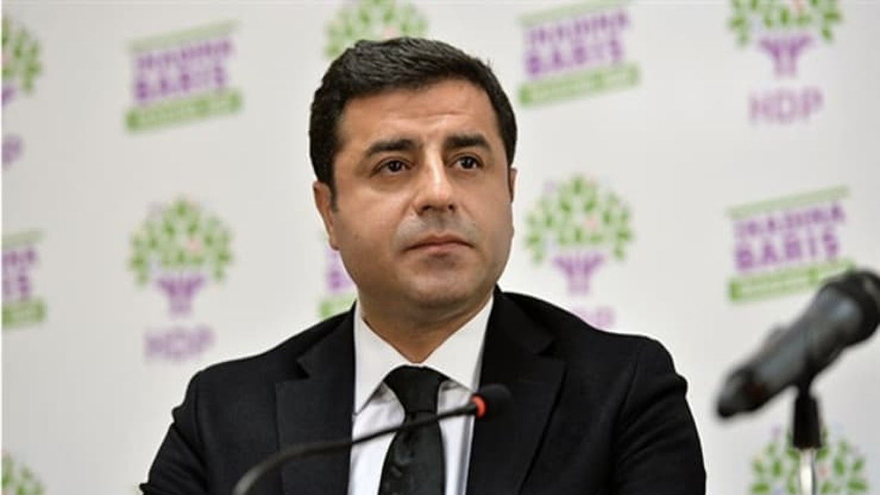 Demirtaş: Saray zenginleşirken halk fakirleşiyor, bunu değiştirecek güç sizdedir