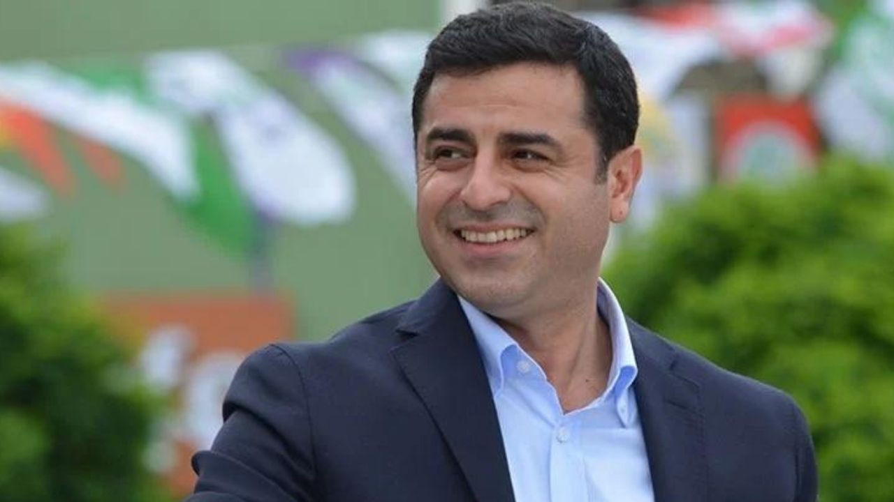 Demirtaş'tan çağrı: İçimize umut dolduran bir kelime yazalım