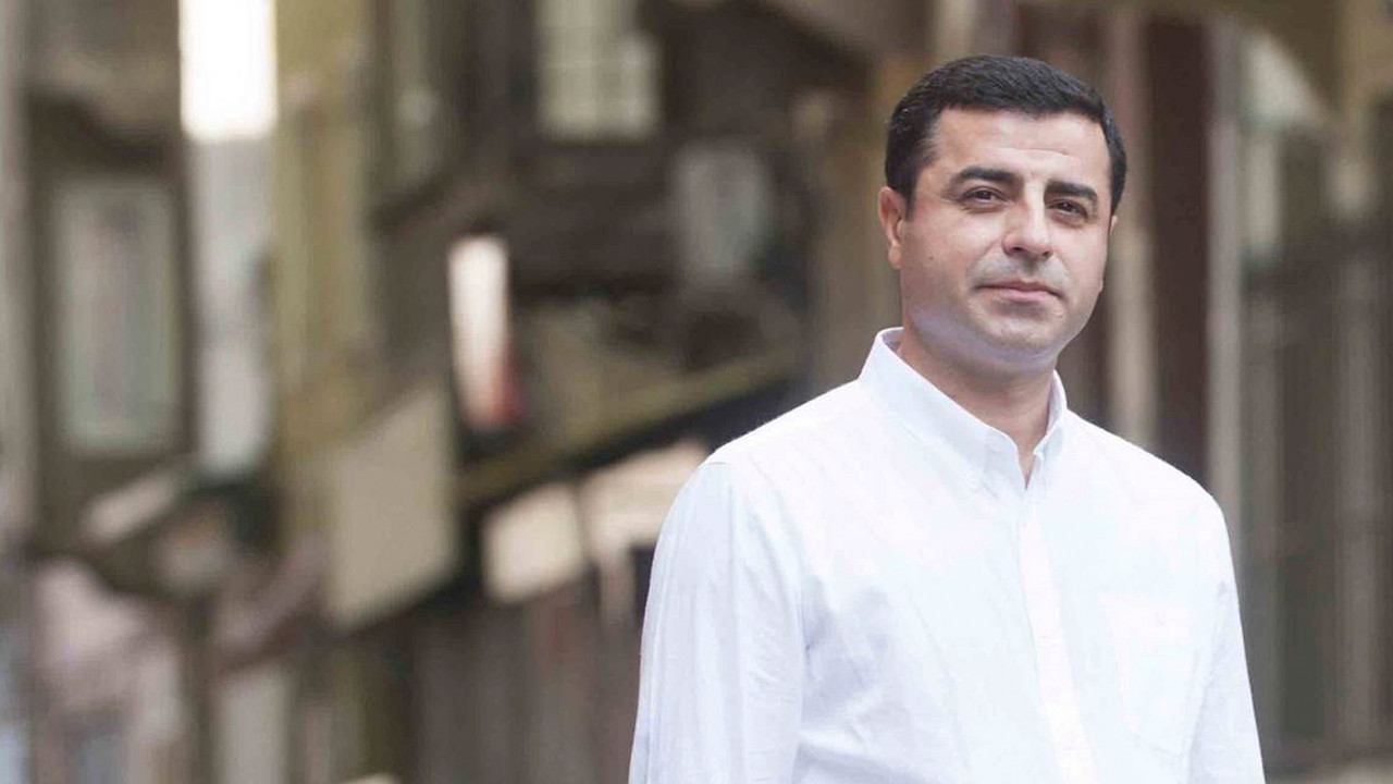 Demirtaş'tan uyarı: Seçim sosyal medyada kazanılmaz ama kaybedilir