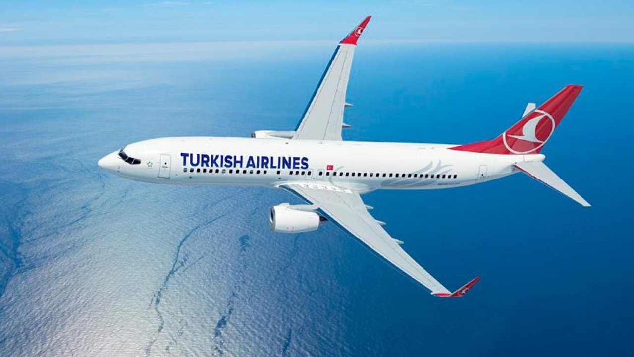 İstanbul uçağı kuş sürüsüne çarptı