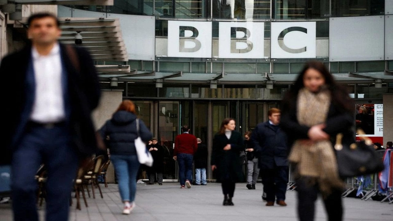 BBC, futbol yayını sırasında duyulan porno sesleri nedeniyle özür diledi