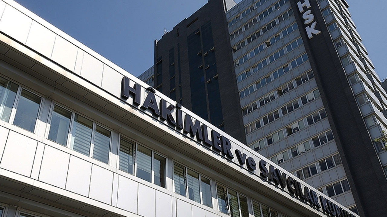 Hakim ve savcıların görevde yükselme kararları Resmi Gazete'de