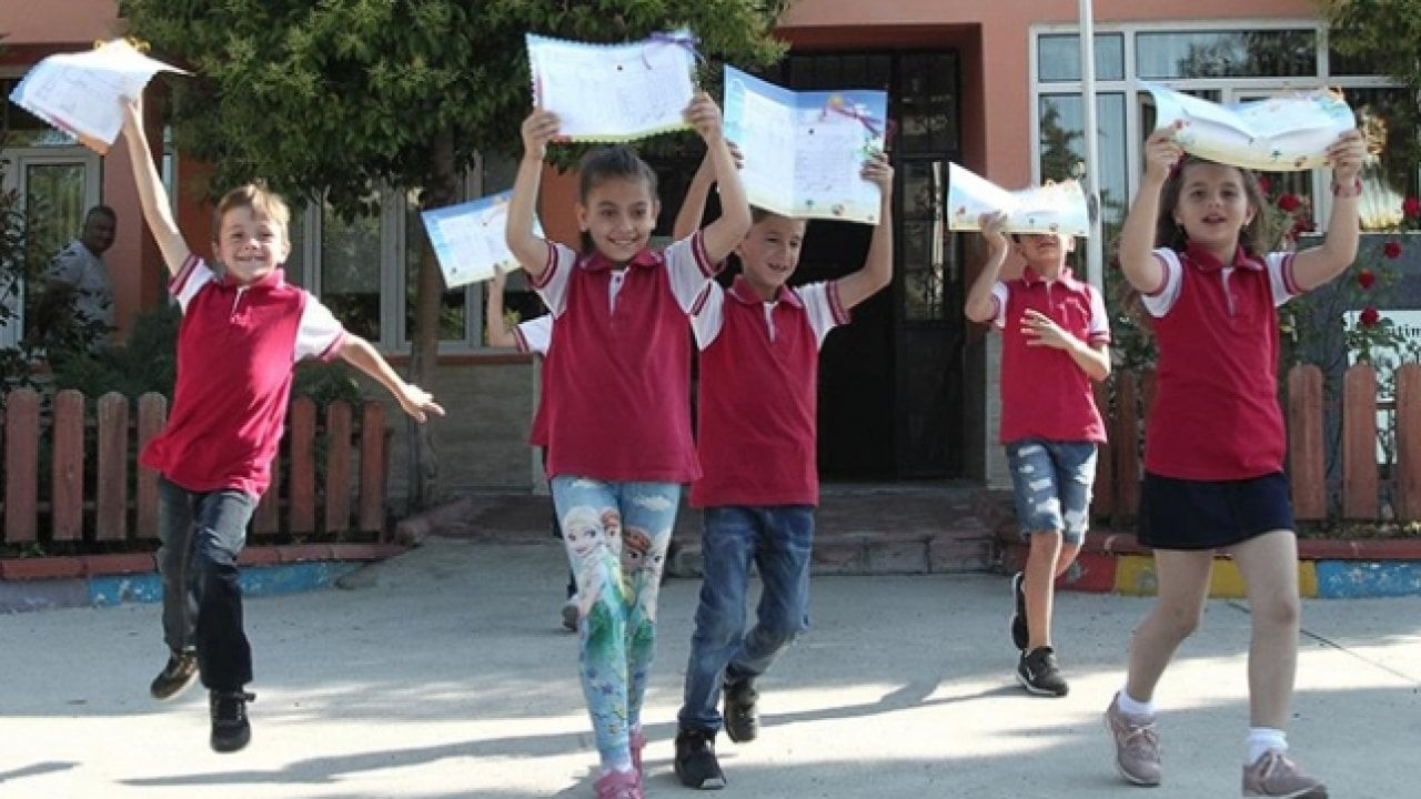 Milyonlarca öğrencinin yarıyıl tatili bugün başladı