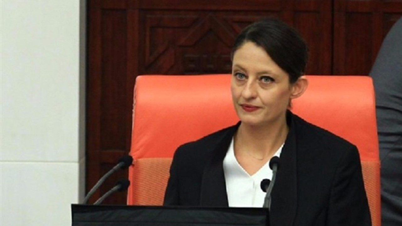 CHP bir vekil daha eksildi