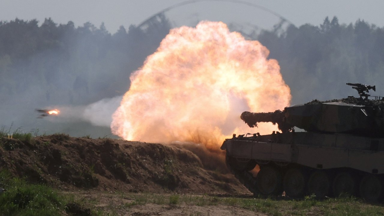 Polonya: Ukrayna'ya tank göndermek için Almanya'ya resmi talepte bulunduk