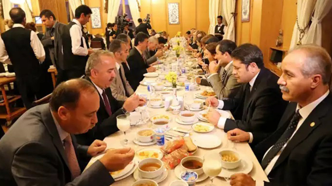 'Her mahalleye meclis lokantası istiyoruz'