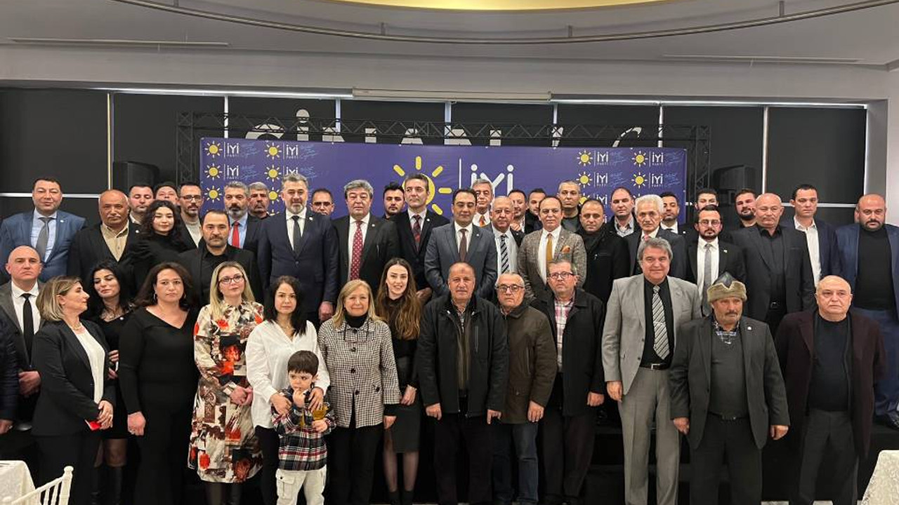 AKP'nin yüksek oy aldığı Kayseri'de 600 kişi İYİ Parti'ye katıldı
