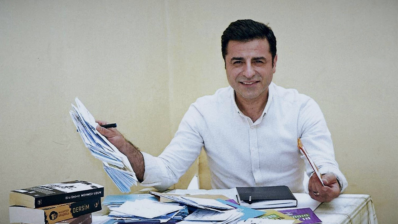 Demirtaş: Erdoğan seçimle işbaşına gelmiş bir devlet memuru, patron da devlet de sizsiniz