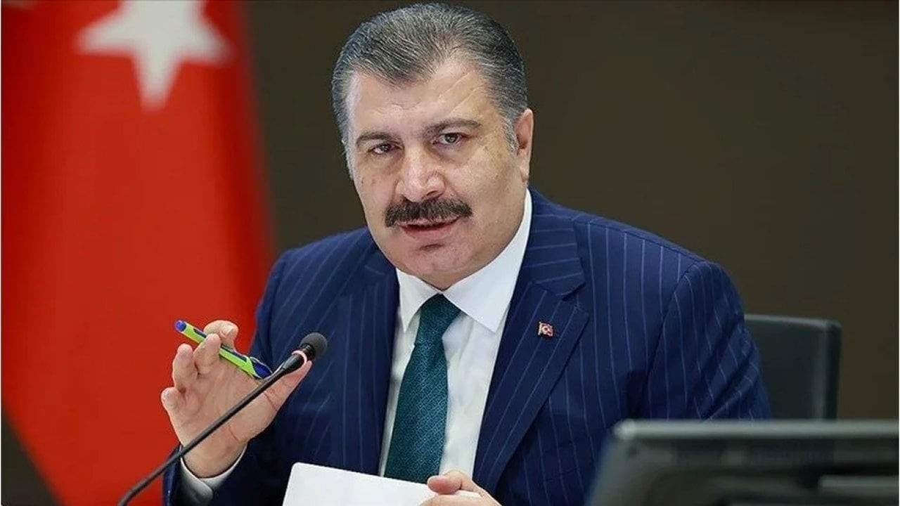 Bakan Koca: SMA Bilim Kurulumuz toplandı, artık iki ilaç tedavi rehberinde