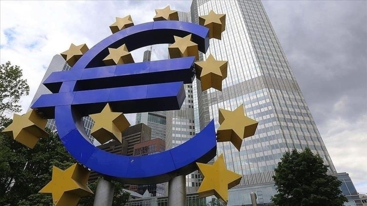 Euro Bölgesi'nde enflasyon yüzde 8,5'e geriledi