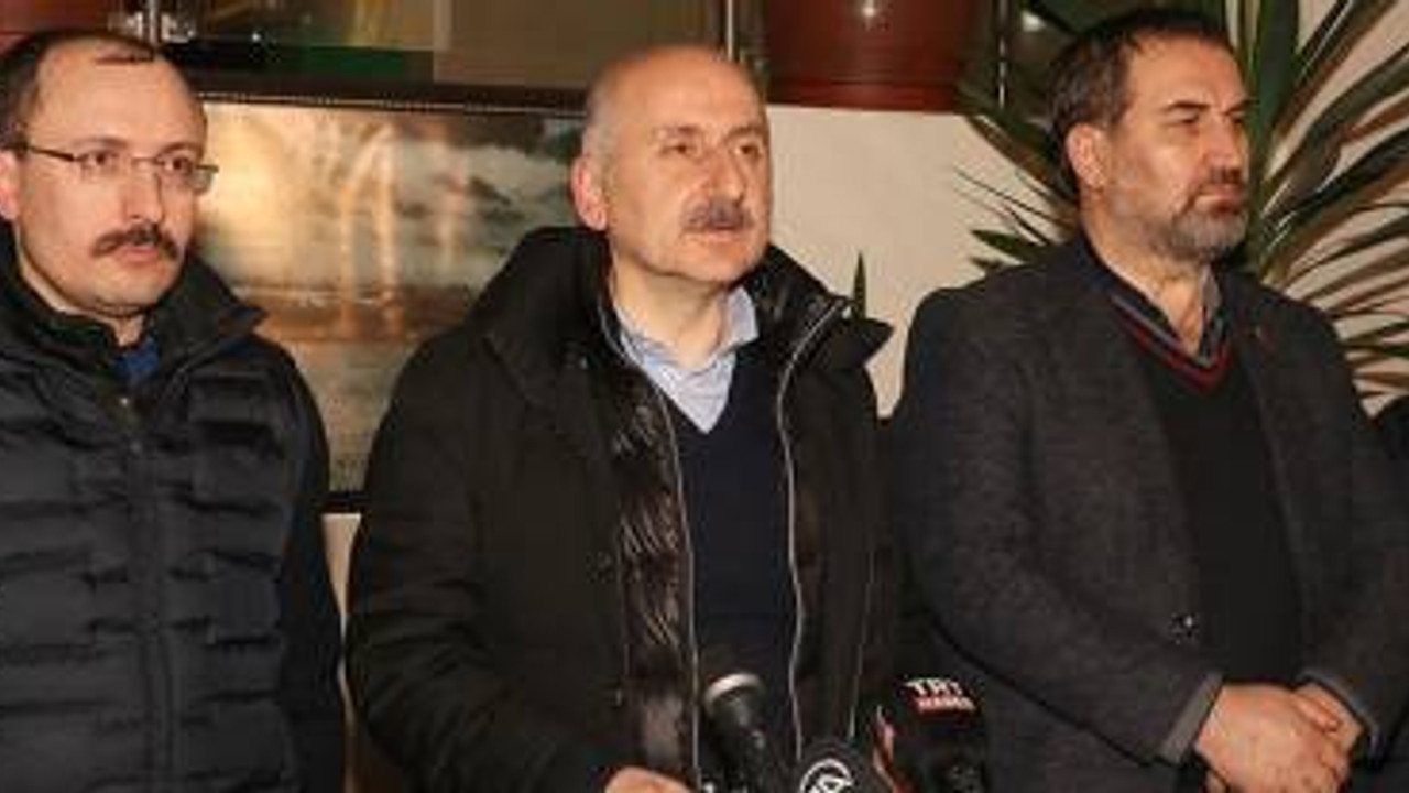 Bakan Karaismailoğlu: Enkazdan hâlâ canlı çıkıyor