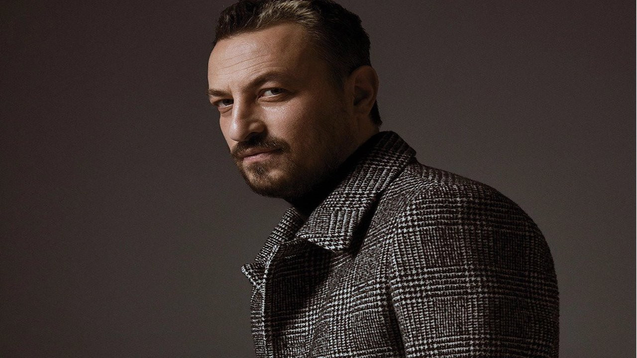 Onur Saylak'ın babası ve kardeşi depremzedeler için konteyner yaptı