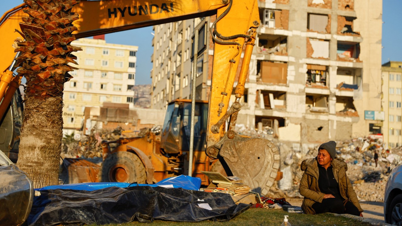 Milli Eğitim Bakanı Özer'den depremden etkilenen bölgelere yönelik eğitim açıklaması