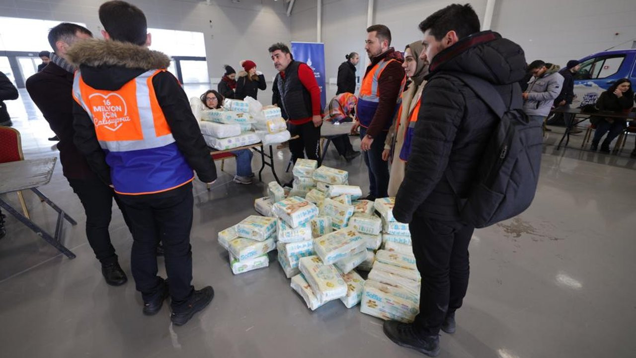 İBB'den çağrı: Yenikapı'ya gelin, gönüllü arkadaşlar çok yoruldu