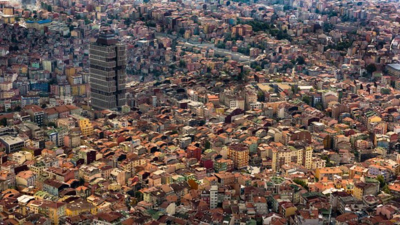 İstanbul'da deprem tedirginliği: Sağlam zeminli ilçelere 'iç göç' başladı, kiralar arttı