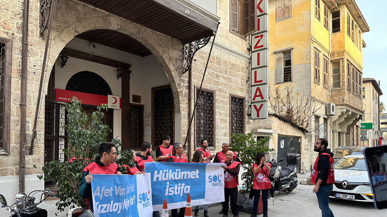 Mersin'de SOL Parti'ye 'Kızılay' baskını: Gözaltılar var