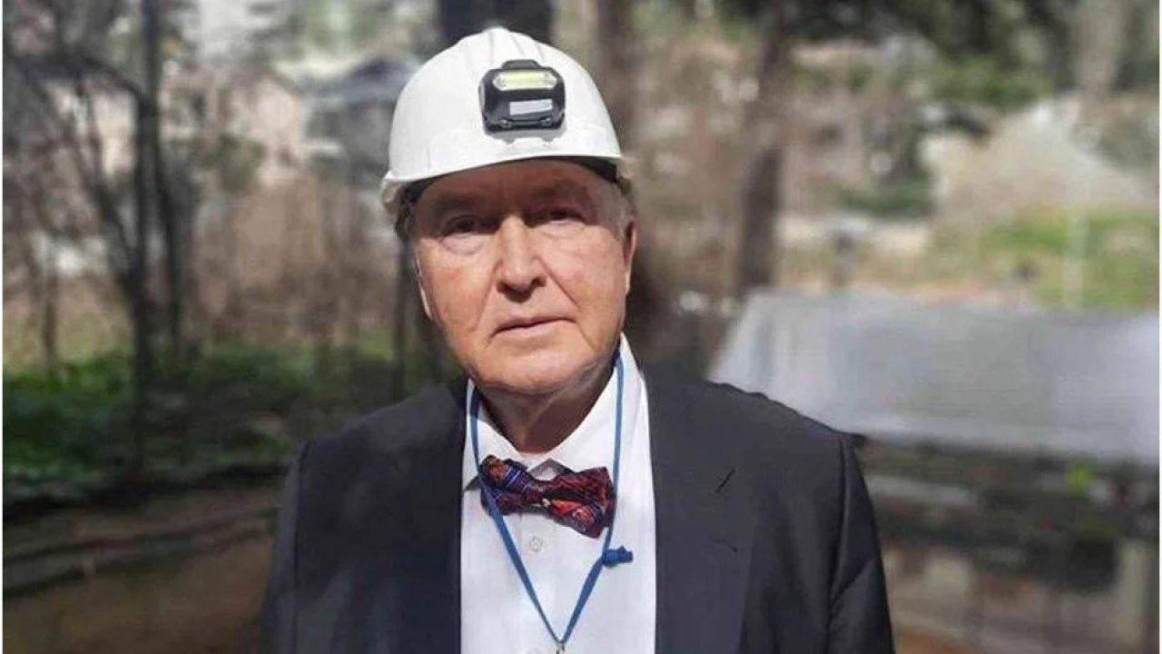 Erdoğan, Prof. Dr. Ahmet Ercan'ı Dolmabahçe'ye 'buyur etti'