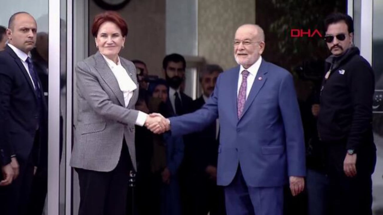 'Kumar masası'nı karıştırdılar: İktidara yakın gazeteler Akşener'in masaya geri dönmesini nasıl gördü?