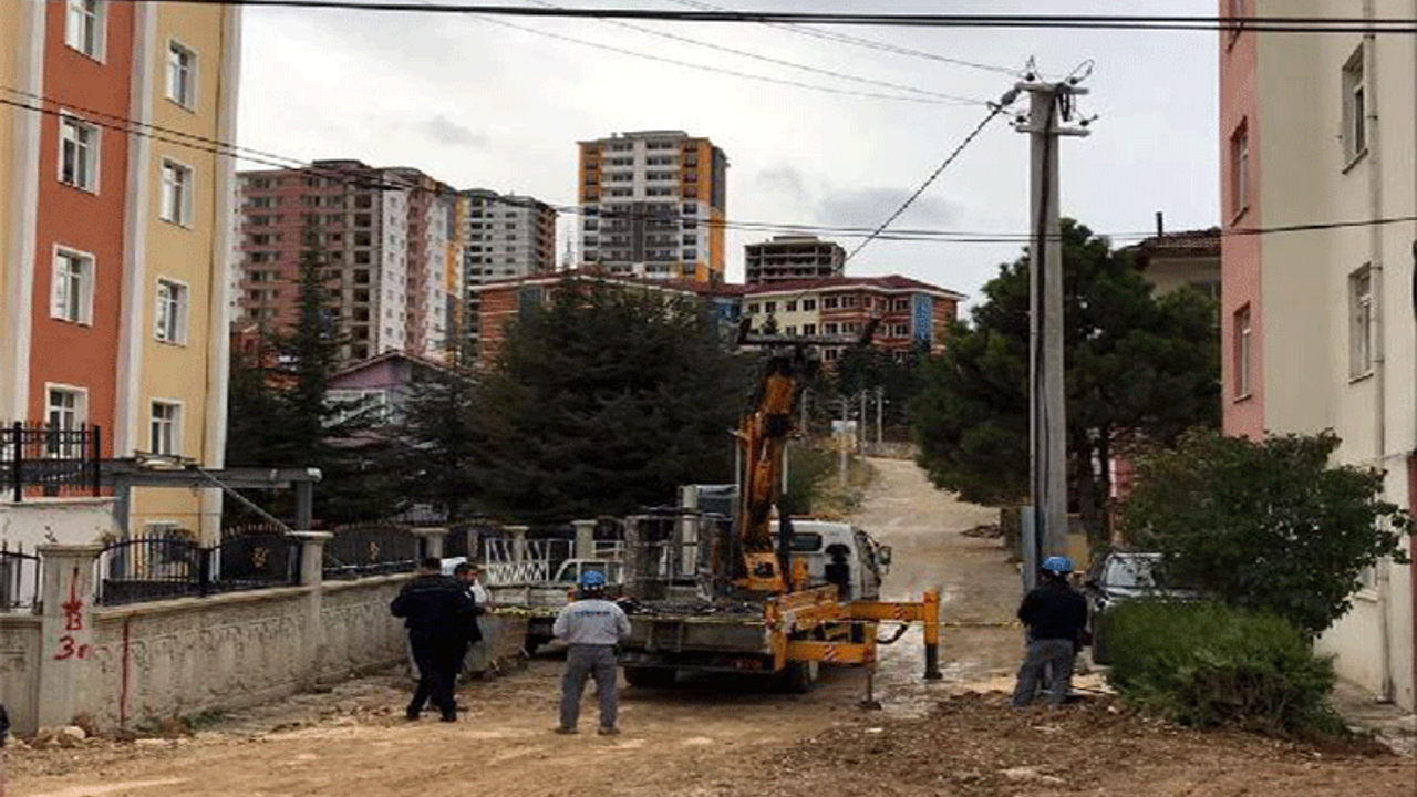 Vinçten düşen işçi hayatını kaybetti