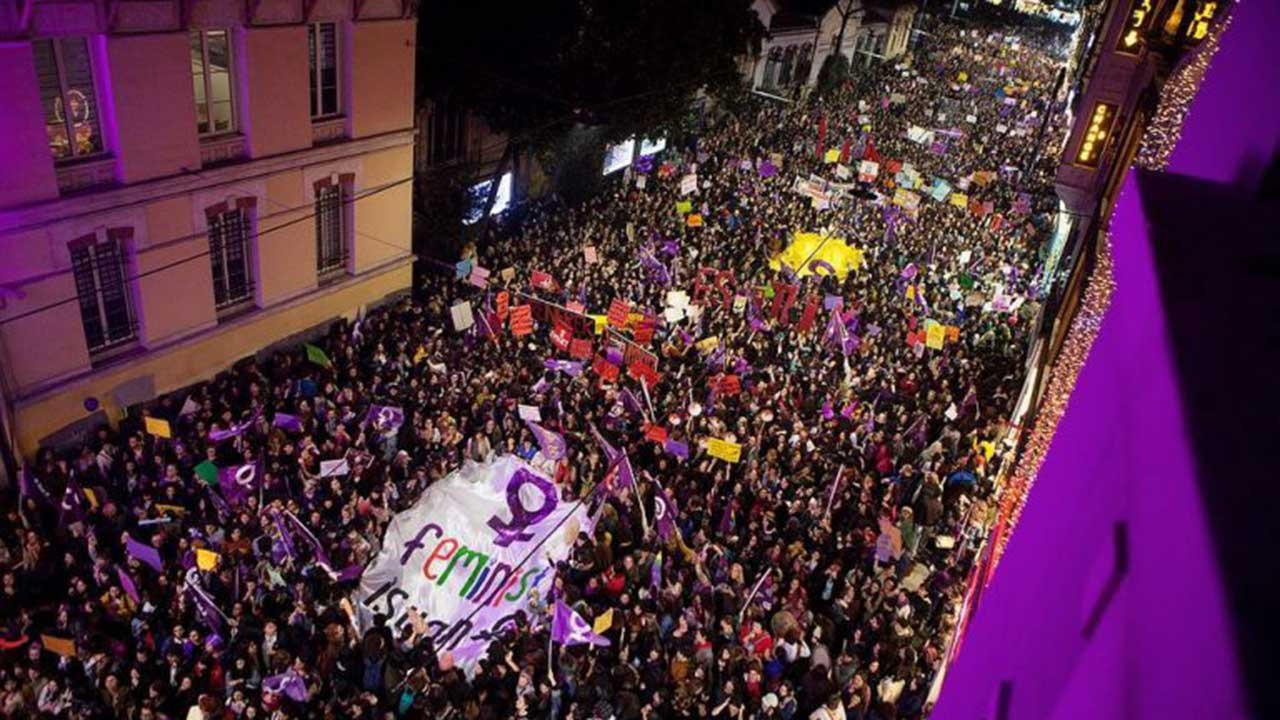 8 Mart Feminist Gece Yürüyüşü'ne çağrı: Yıkıma karşı isyandayız