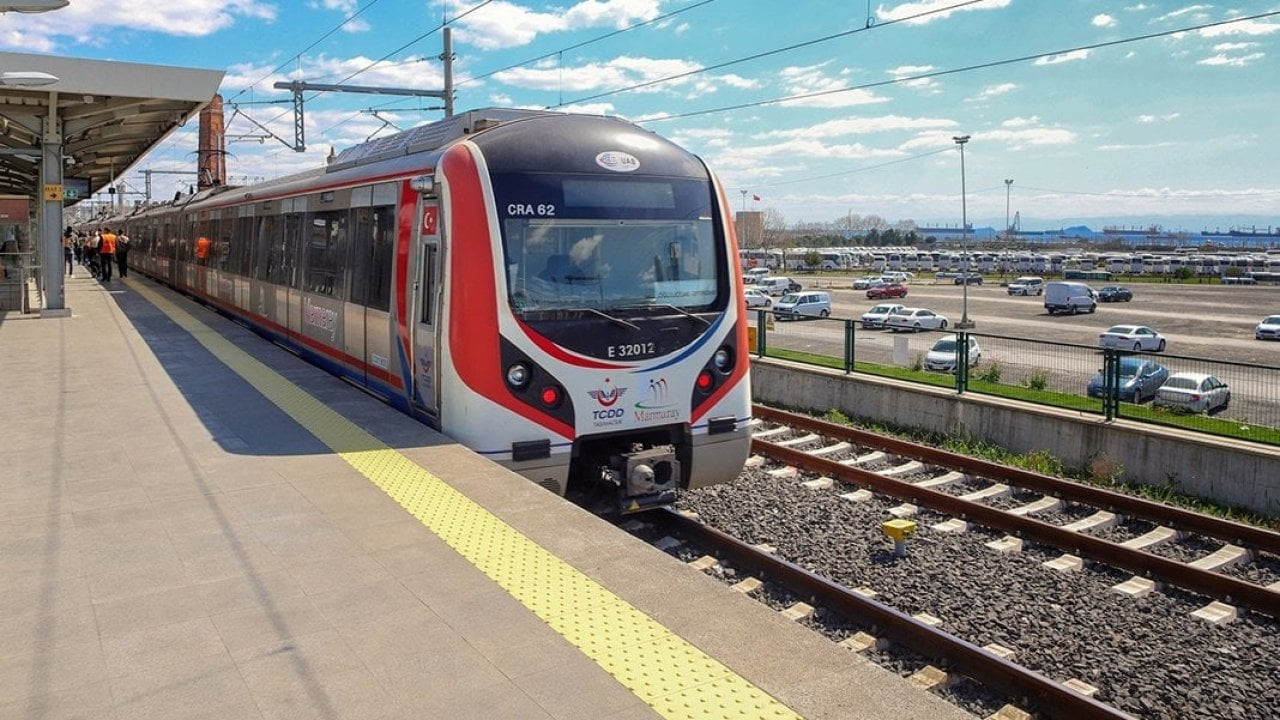 Marmaray: Üzücü olay nedeniyle seferler tek hattan gecikmeli yapılıyor