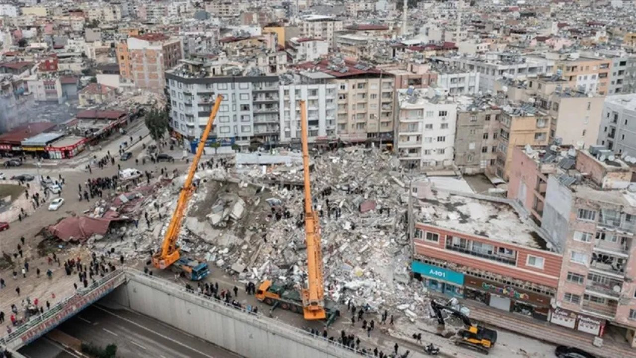 AFAD, vinçler için depremzedelerden para alındığı iddialarını yalanladı