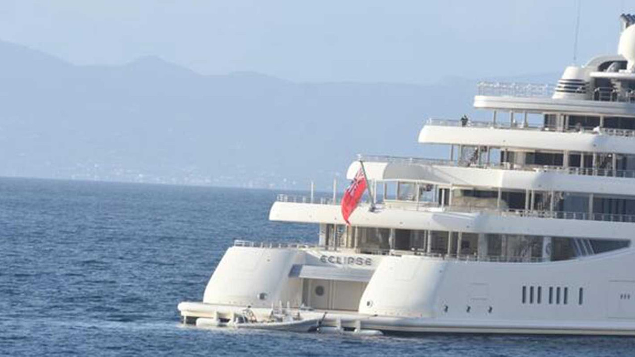 Abramoviç'in yatları bir yıldır Muğla açıklarında