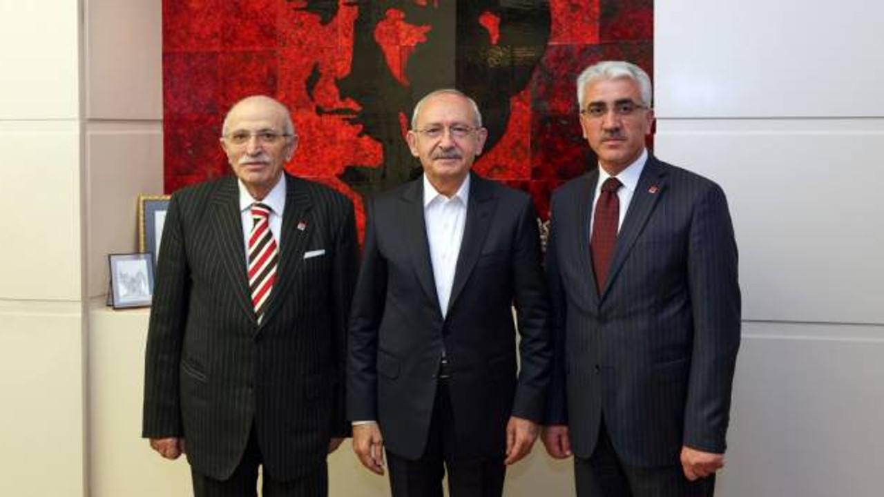 Eski AKP'li vekil Süleyman Çelebi ve oğlu CHP’ye üye oldu