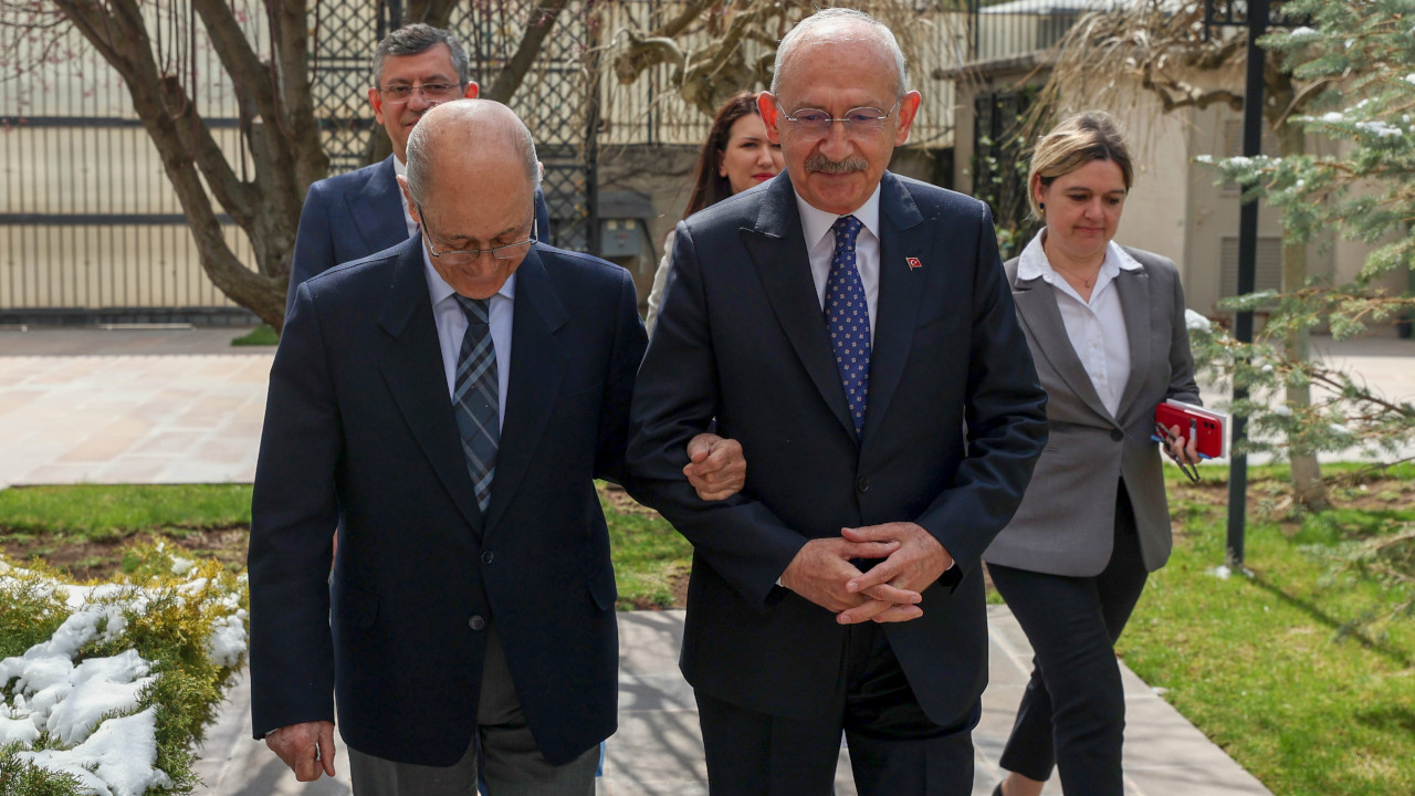 Kılıçdaroğlu, Ahmet Necdet Sezer ile görüştü