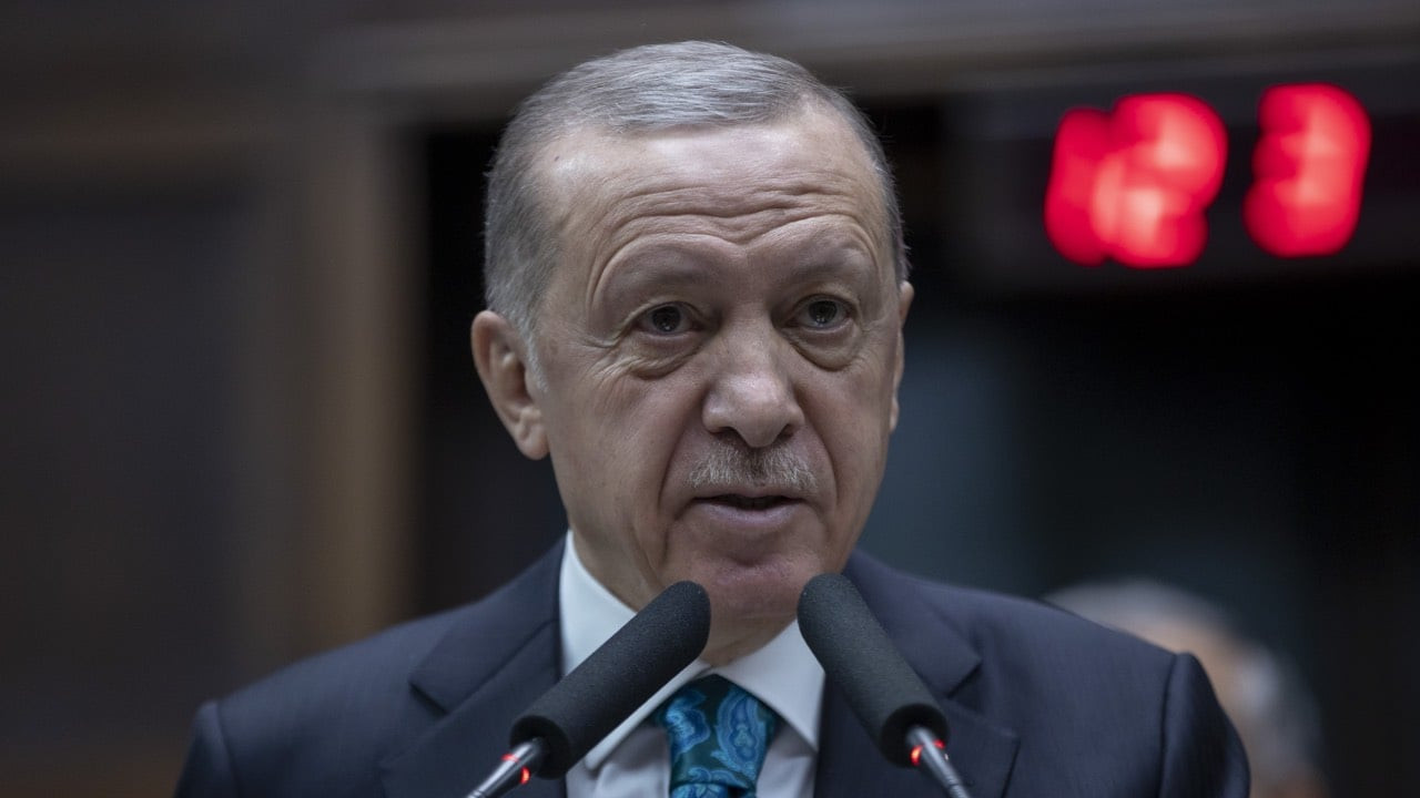 Erdoğan Kılıçdaroğlu'nu hedef aldı: Birileri seccadeye ayakkabısıyla basabilir, talimatı Pensilvanya'dan alıyorlar