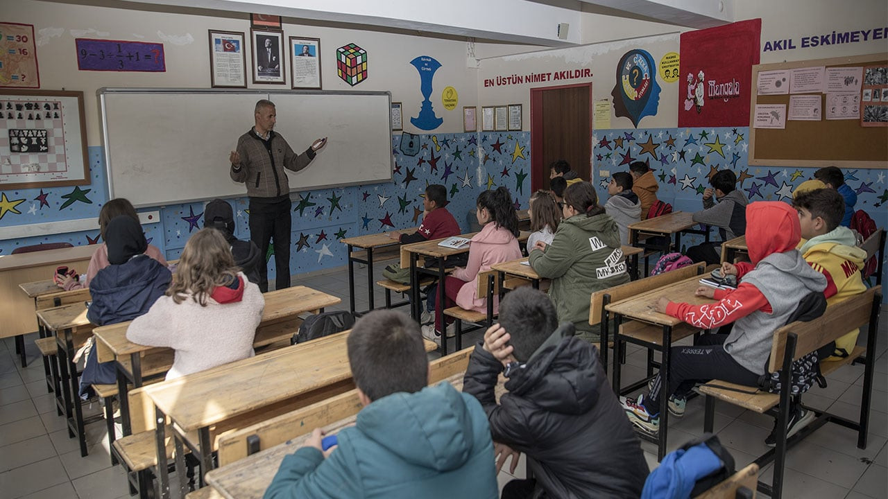 Malatya'daki bazı okullarda eğitim başladı