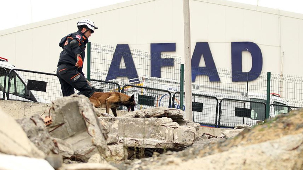 'AFAD’ın güvenirliği yeniden tesis edilsin’ önerisine AKP ve MHP oylarıyla ret