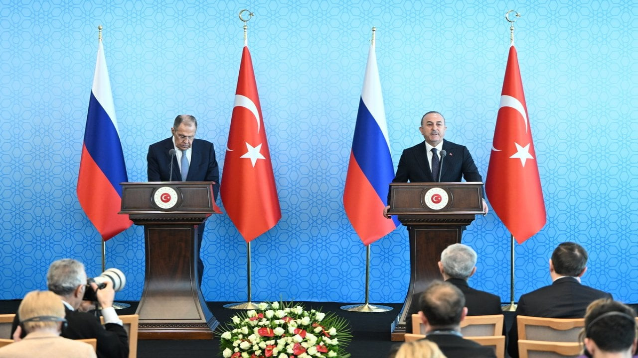 Lavrov - Çavuşoğlu basın toplantısı: 'Tahıl anlaşması konusunda sorunlar sürüyor'