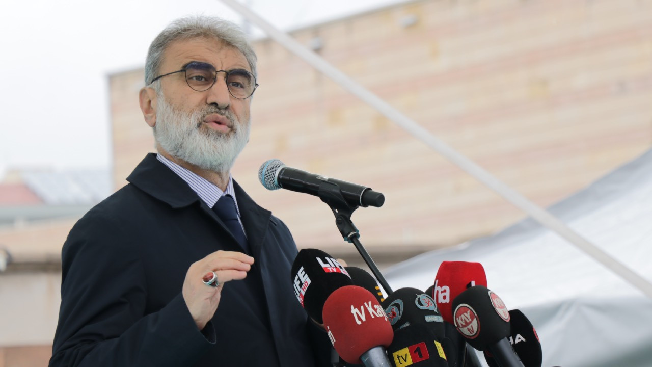 AKP'li Taner Yıldız hastaneye kaldırıldı